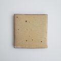 荒賀文成：ひびわら粉引陶板（b）
