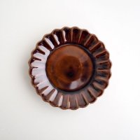 アリタポーセリンラボ：菊型小皿 アメ釉