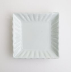 画像1: 土井善男：乳白釉四方輪花板皿